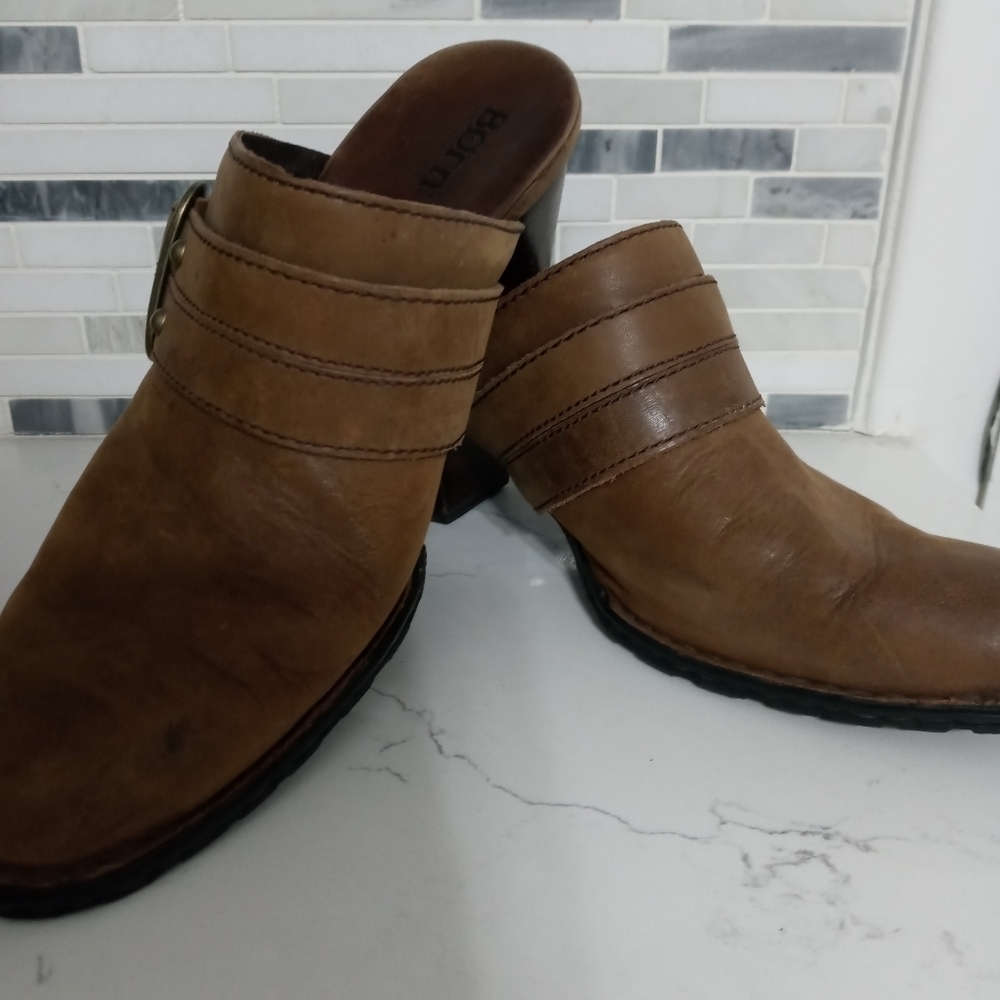 Born Genuine Leather Distressed Light Brown Mules Buckle accent Strap block Heel - Picture 11 of 11